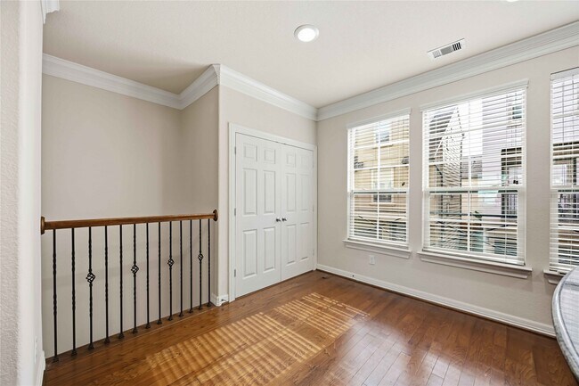Building Photo - 6363 Fairdale Ln