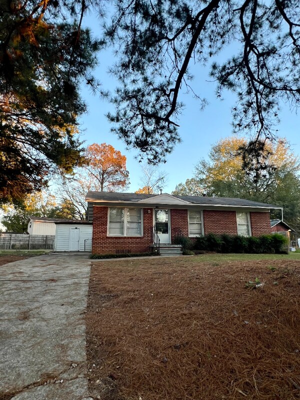 Building Photo - 120 Neal Ave