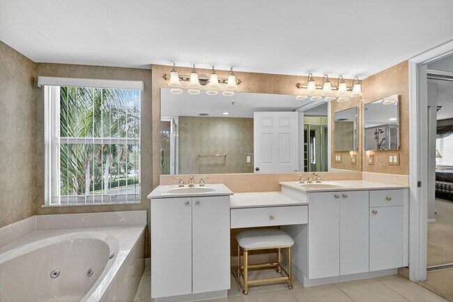 Building Photo - 12529 Imperial Isle Dr