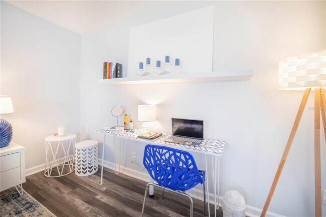 Building Photo - 4816 Snook Dr SE