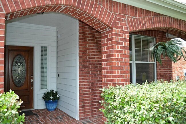 Building Photo - 4907 Trailing Clover Ct