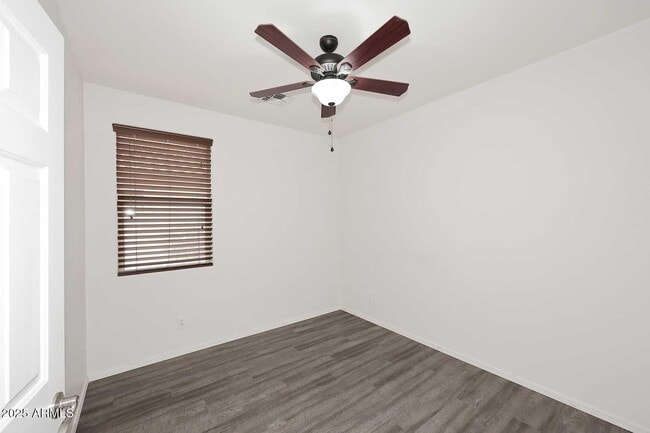 Building Photo - 11020 E Shepperd Ave