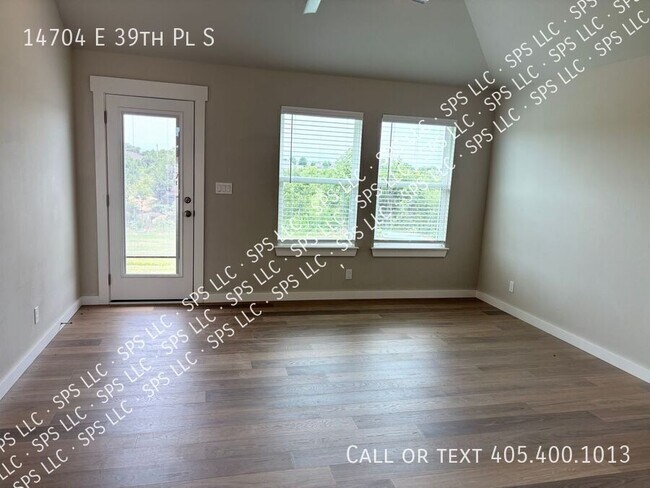 Building Photo - 14704 E 39th Pl S