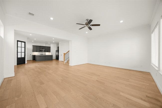 Building Photo - 946 Judiway St