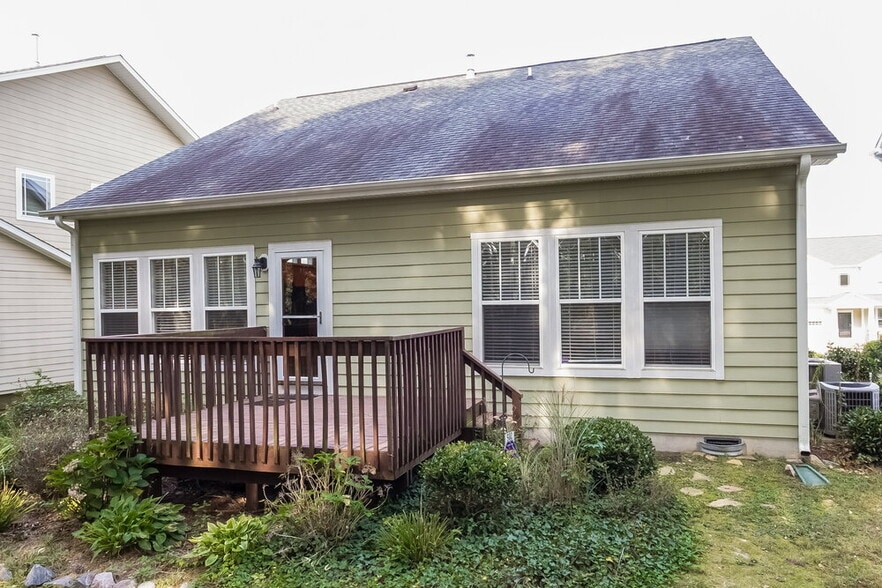 Building Photo - 205 Plott Hound Ln