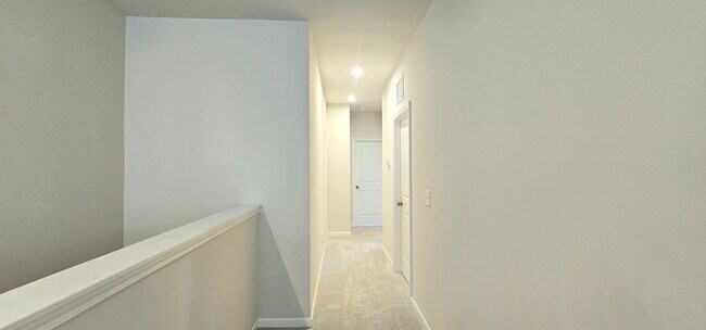 Building Photo - 904 Kinsey Aly