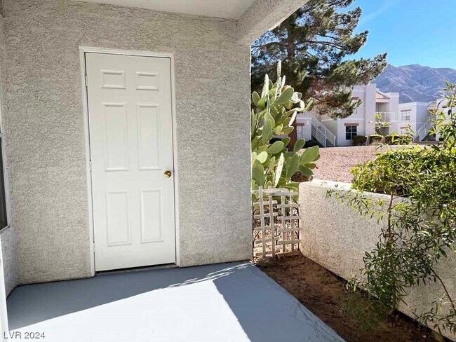 Building Photo - 6800 E Lake Mead Blvd