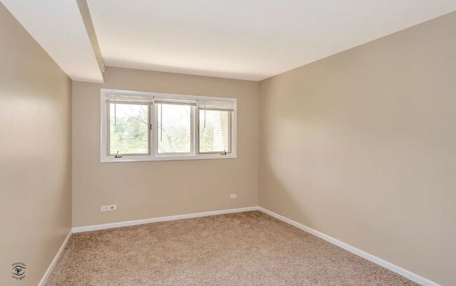 Building Photo - 8616 W 95th St