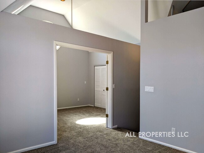 Building Photo - 123 E Bayaud Ave
