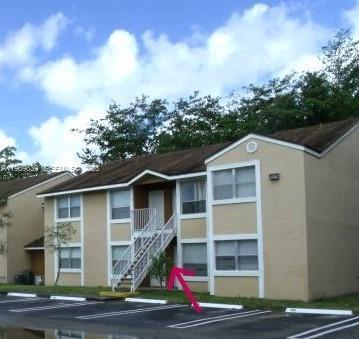 Building Photo - 8041 SW 21st Ct