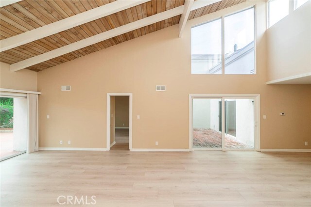 Building Photo - 4436 Sandburg Way