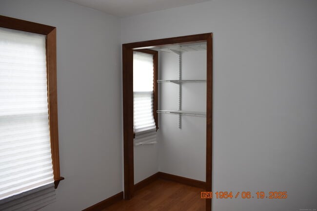 Building Photo - 39 Highland Ave