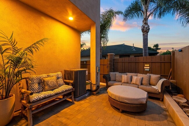 Building Photo - 5051 Savannah St