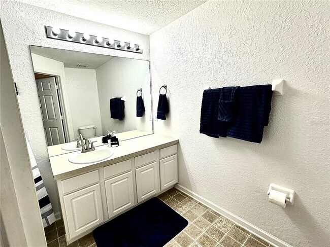 Building Photo - 7640 Sir Kaufmann Ct