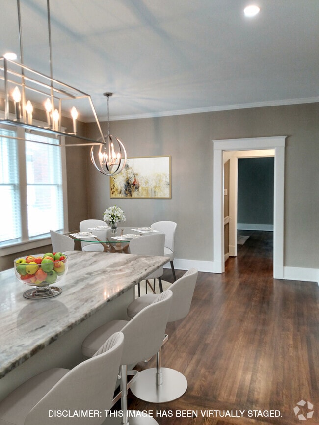 Kitchen - Breakfast area - Disclaimer: this picture has been virtually staged. - 285 Hawthorne St