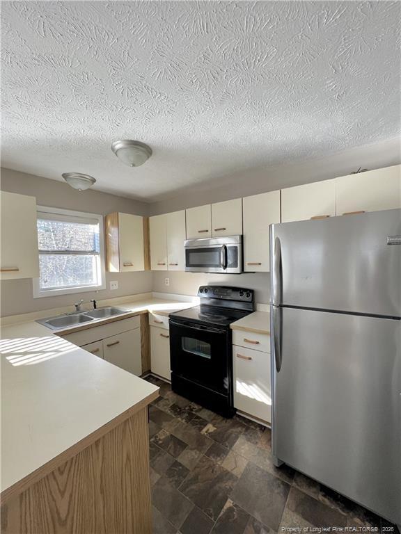 Building Photo - 1018 Wood Creek Dr