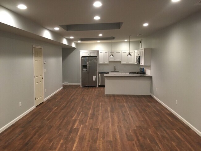 Building Photo - Oversized 3BR/3BA Luxury Home in Wooster S...