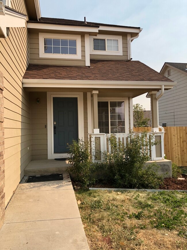 Building Photo - 955 Winebrook Way