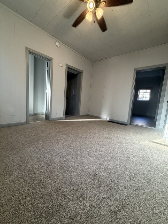 Building Photo - 507 S 1st St