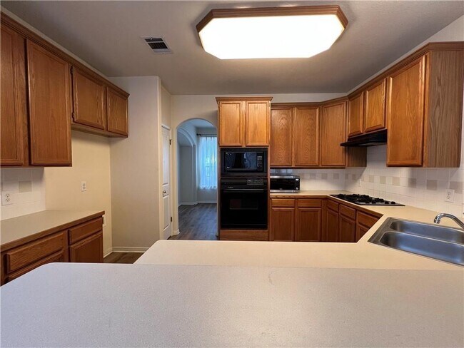 Building Photo - 12720 Twisted Briar Ln