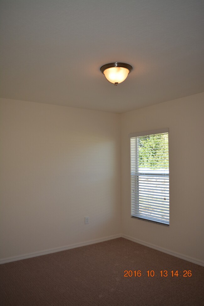 Building Photo - 4844 Summerfield Cir