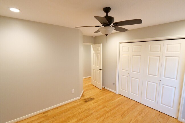 Building Photo - 1310 Westwick Forest Ln