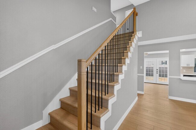 Building Photo - 1600 Crimson Ct