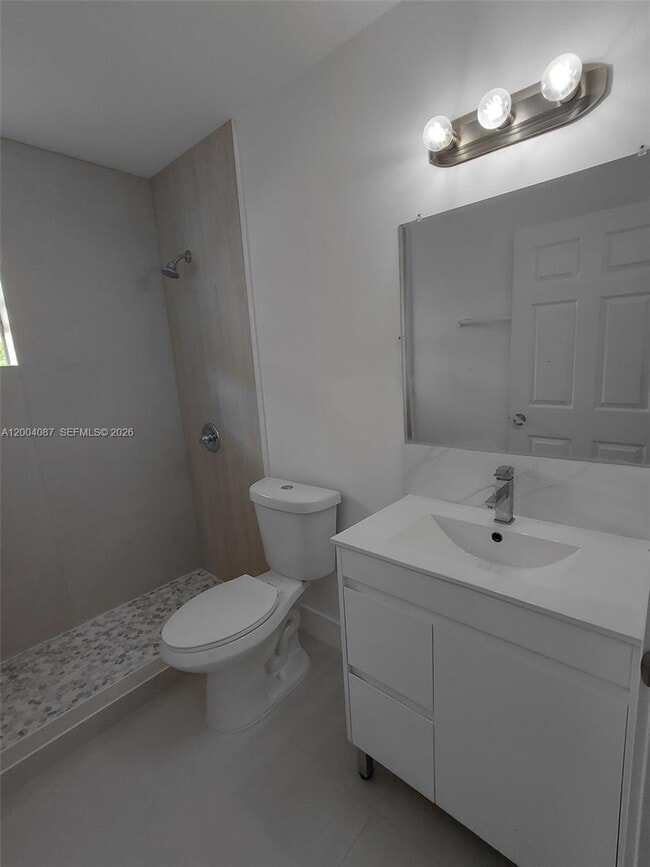 Building Photo - 5411 W 24th Ave