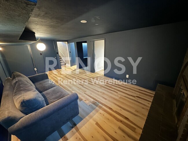 Building Photo - 7274 S Chase Way