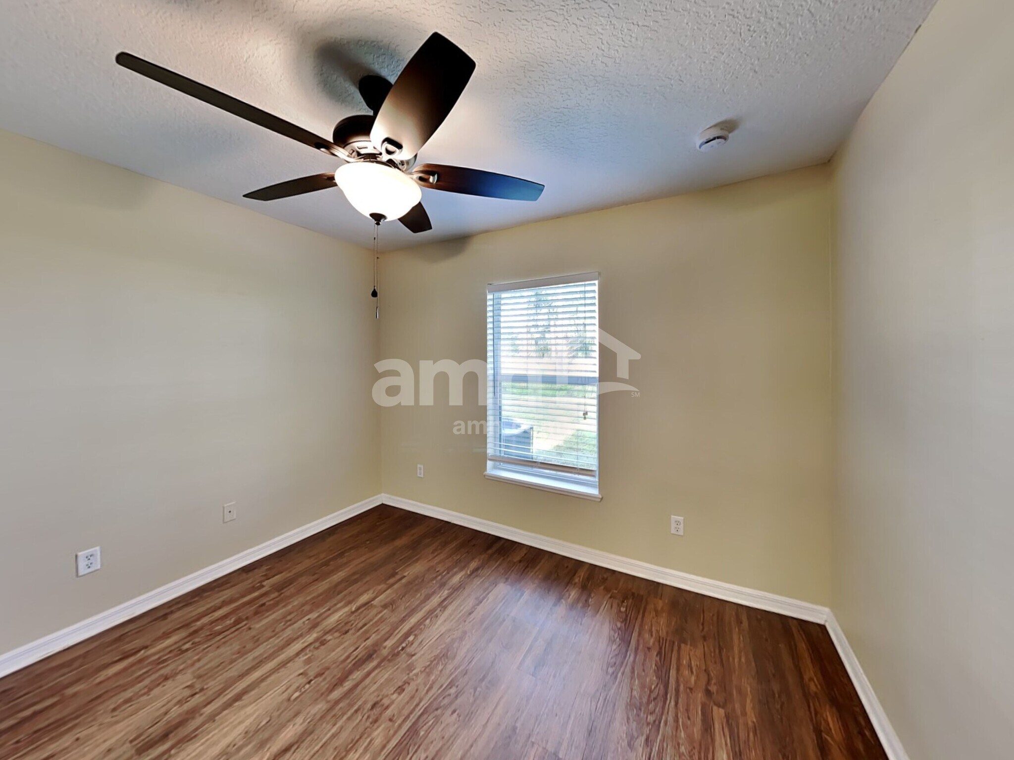 Building Photo - 1030 Lancelot Dr