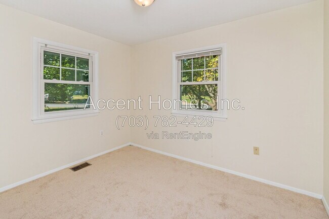 Building Photo - 5510 Trin St
