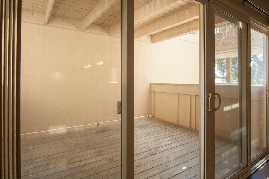 Building Photo - 260 Industrial Pky