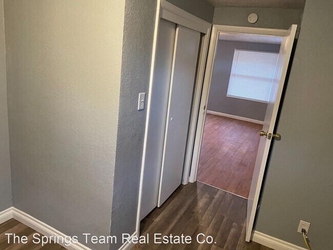 Building Photo - 2 br, 1 bath House - 546 1/2 St. Vrain Street