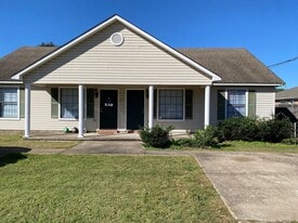 Building Photo - 642 Old Humboldt Rd