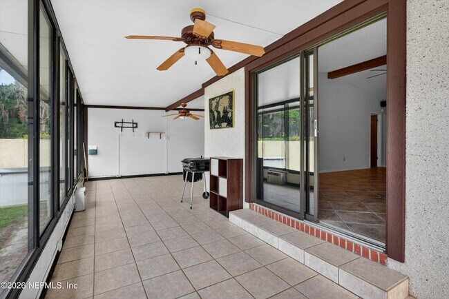 Building Photo - 1964 Oak Twist Ct