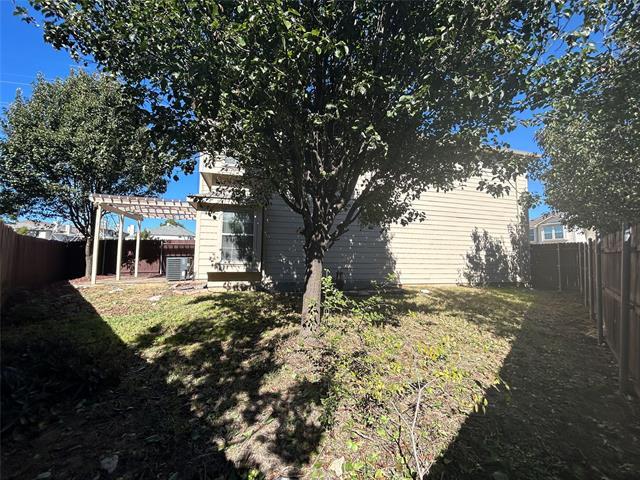 Building Photo - 3901 Oceanside Dr