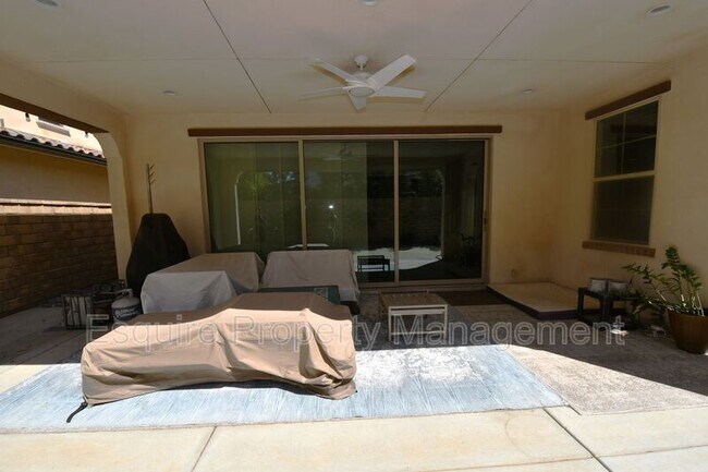 Building Photo - 505 Elm Cottage Ct