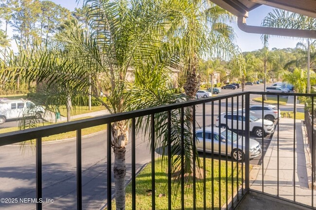 Building Photo - 3737 Loretto Rd