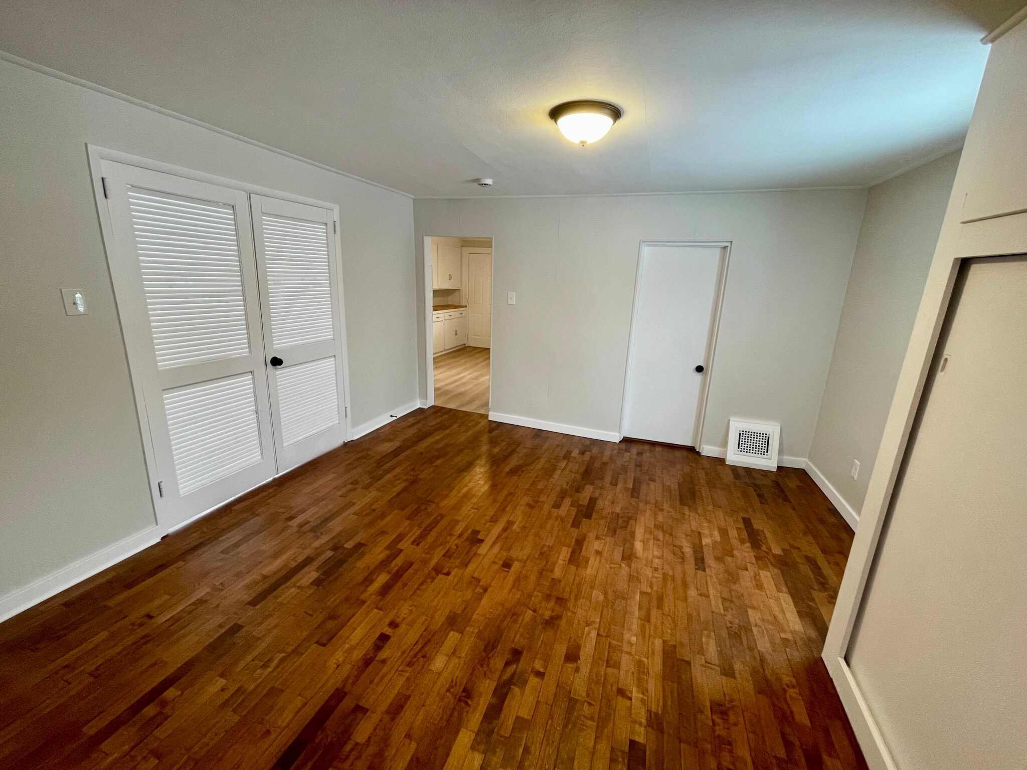 Building Photo - 26 N Boardman St