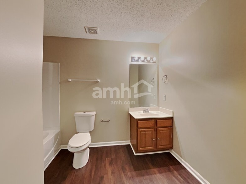 Building Photo - 439 Annaberg Ln