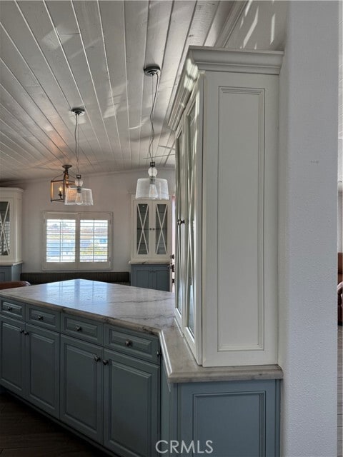 Building Photo - 21851 Newland St