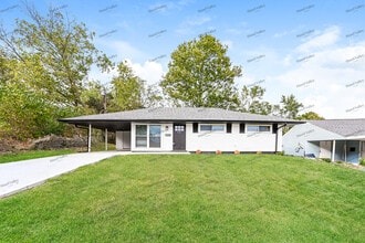 Building Photo - 1320 Ovid Ave