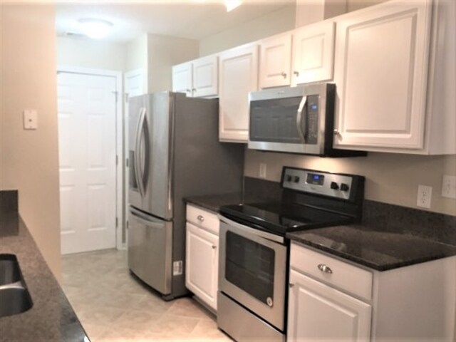 Building Photo - 505 Dresler Rd