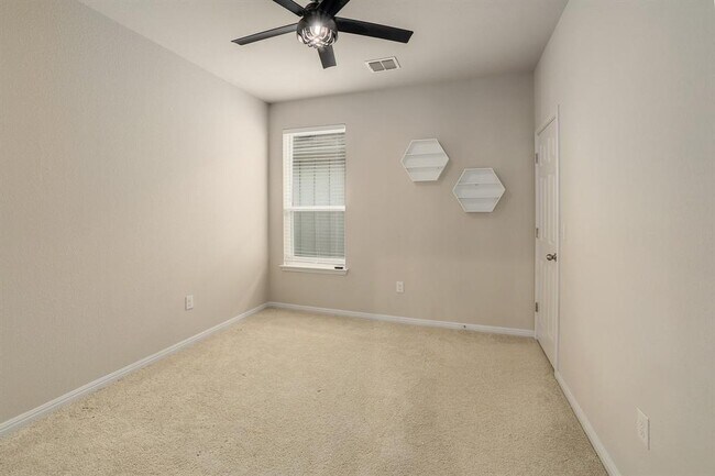 Building Photo - 10709 Blacket Dr