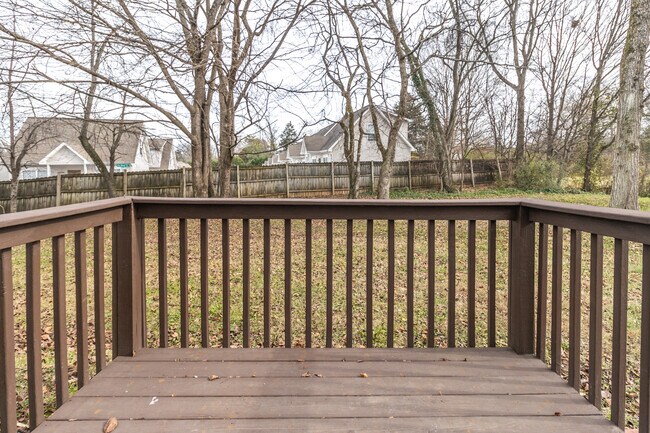 Building Photo - 836 Duchess Way