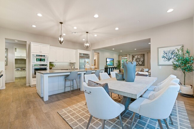 Building Photo - Exceptional Remodeled & Professionally Fur...