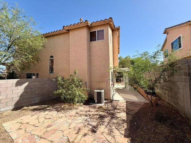 Building Photo - 7932 Seabourn Ct