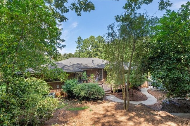 Building Photo - 1449 Southland Vista Ct NE