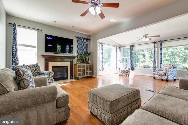 Building Photo - 2191 Oak Forest Dr