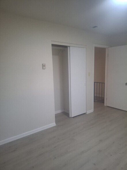 Building Photo - 2734 Ronca Blvd